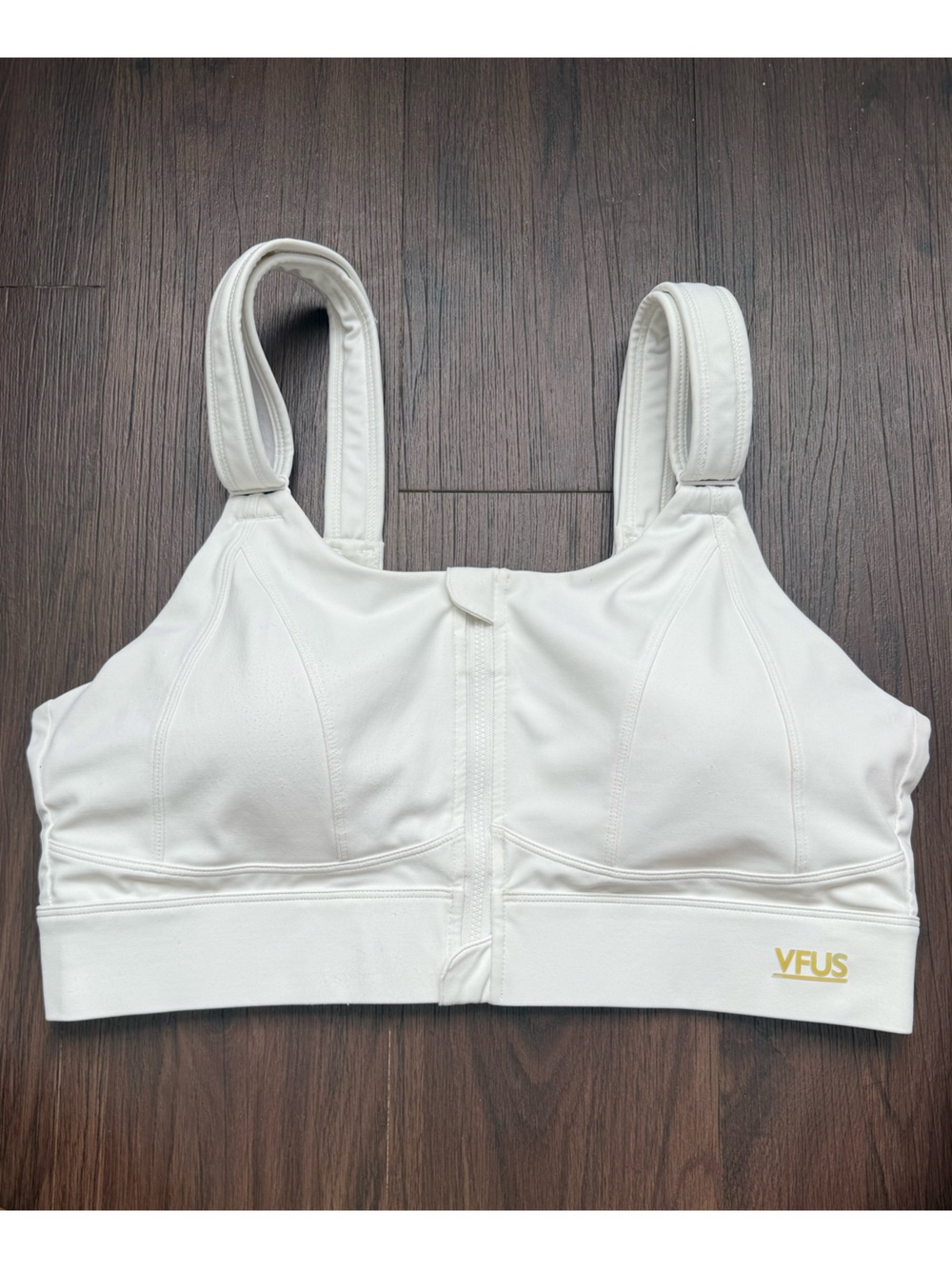 VFUS White Adjustable High Impact Sports Bra Zip Front Wirefree Removable Pads